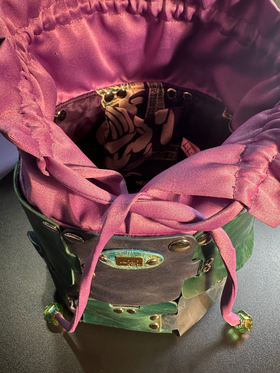 Verdant Aura Bucket