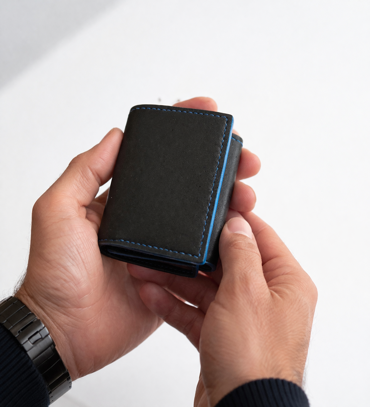 Noir Atelier Slim Wallet