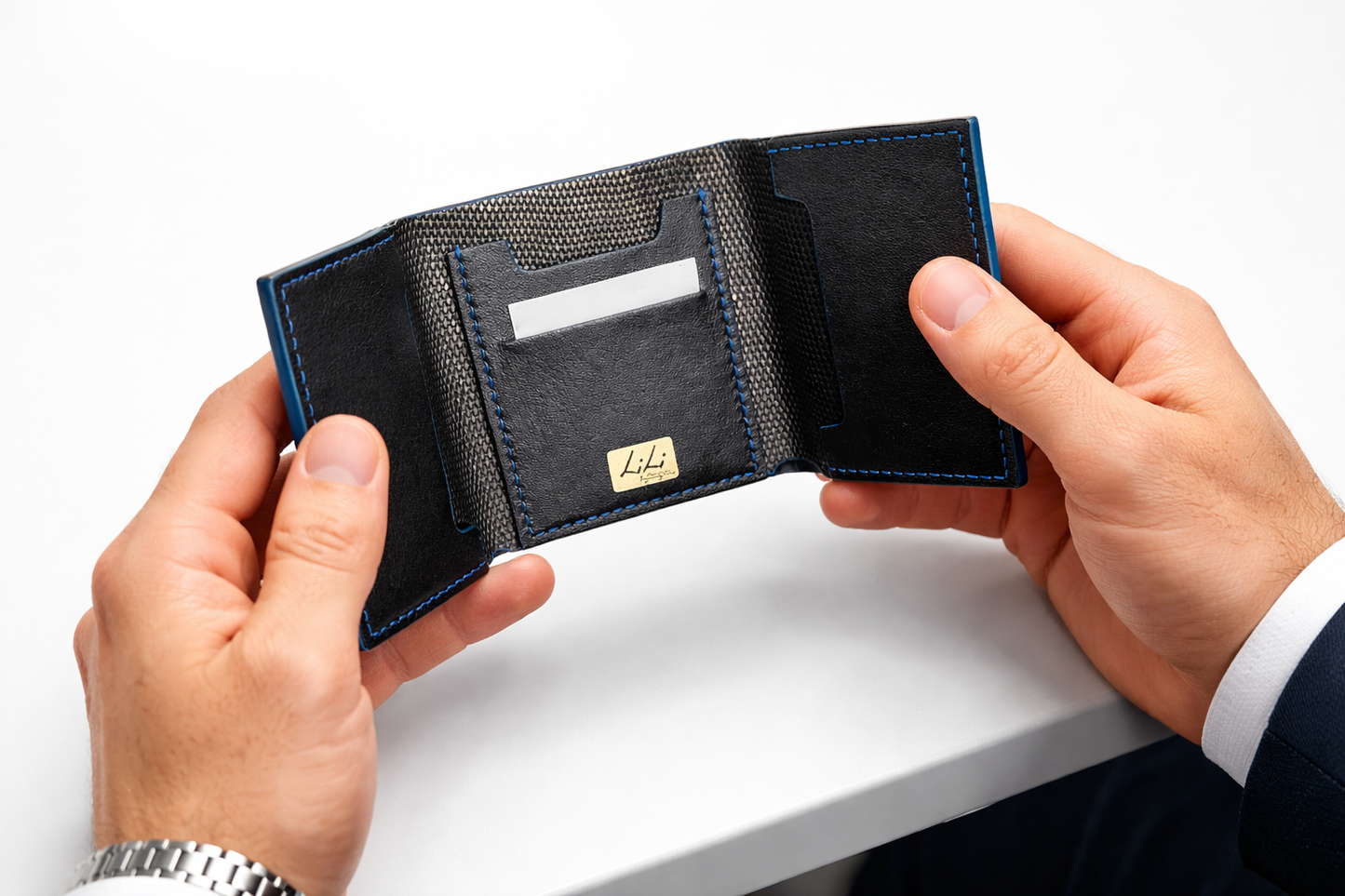 Noir Atelier Slim Wallet