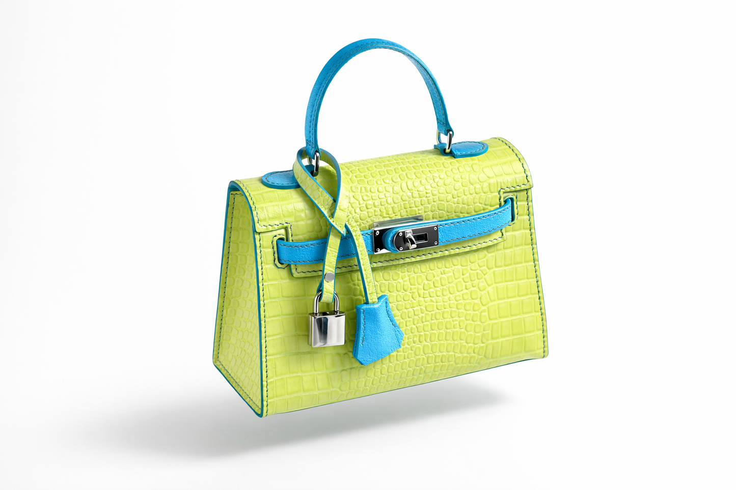 Lionne Essence Mini